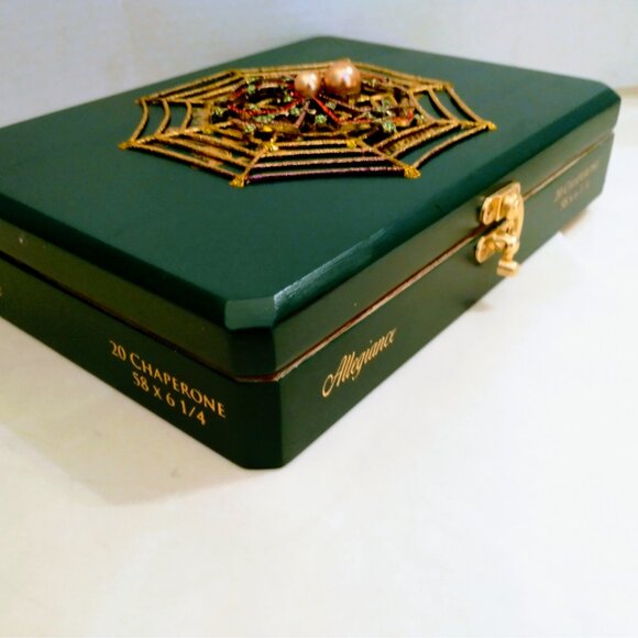 Suenos de Saundra Upcycled, Pere Carrillo, Cigar Box, Storage/ Home Decor - Picture 5 of 14